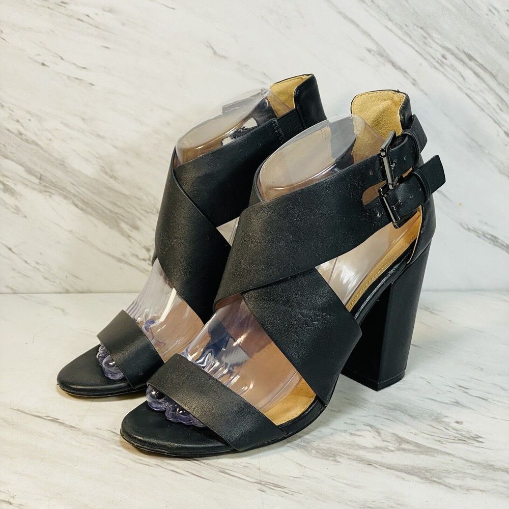 Women Heel Sandals Black Leather Size 7 Heel 4”